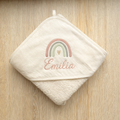 Baby-/Kinder- Kapuzenhandtuch Regenbogen mit Namen | Geschenk zur Geburt